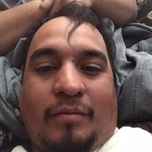 Meet your Posher, Cesar